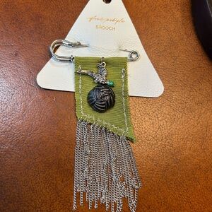 Free People Silver Duck Brooch with Green Fabric NWT